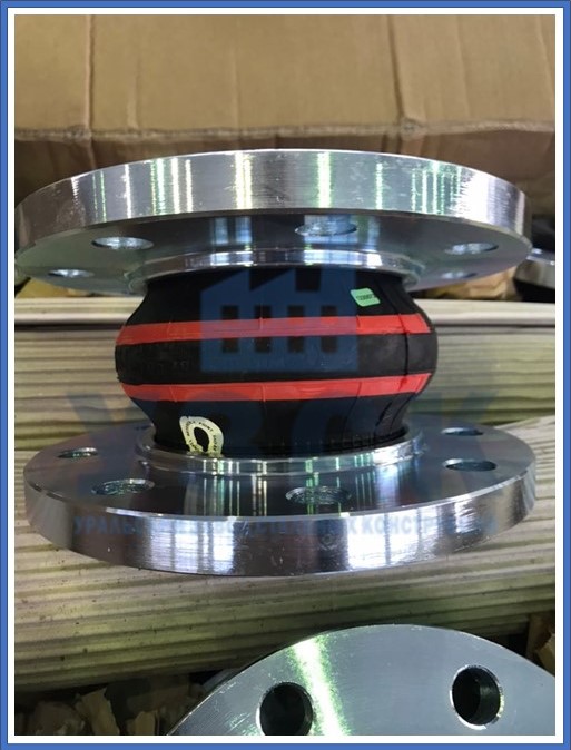 компенсатор резиновый фланцевый в Ессентуках