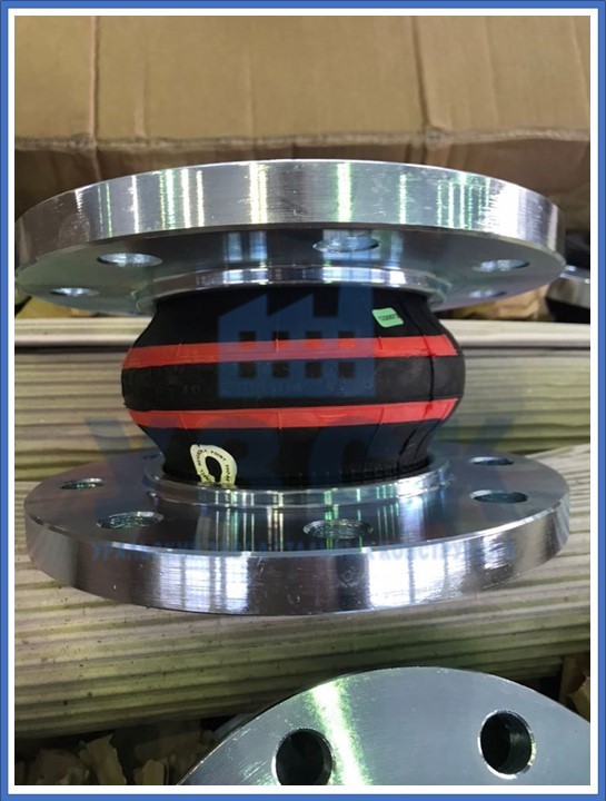 компенсатор резиновый фланцевый в Ессентуках